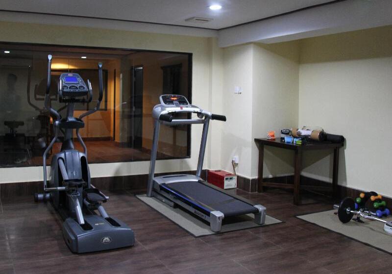Fotos del hotel The Jayakarta Suites Komodo Flores:  35