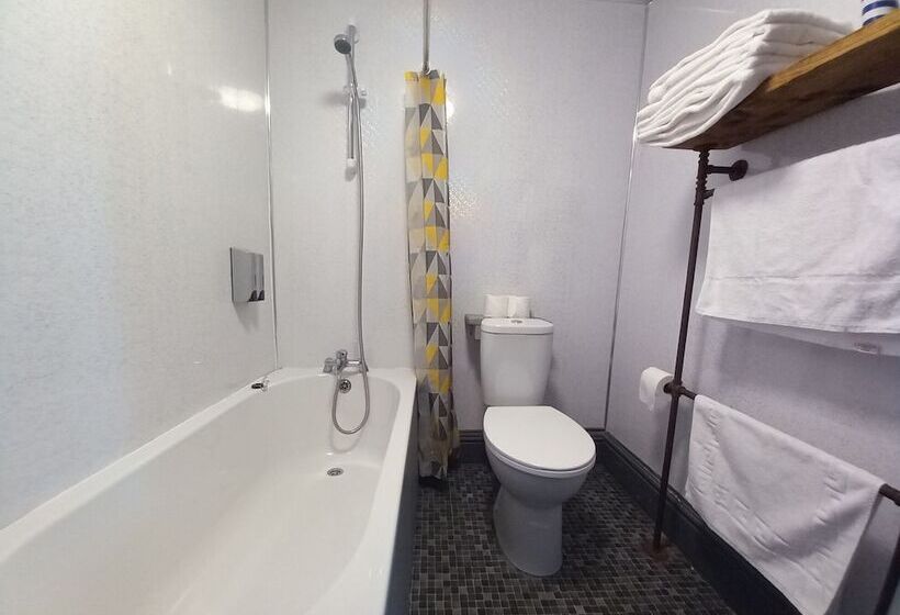 Fotos del hotel Vinnie S Family:  10