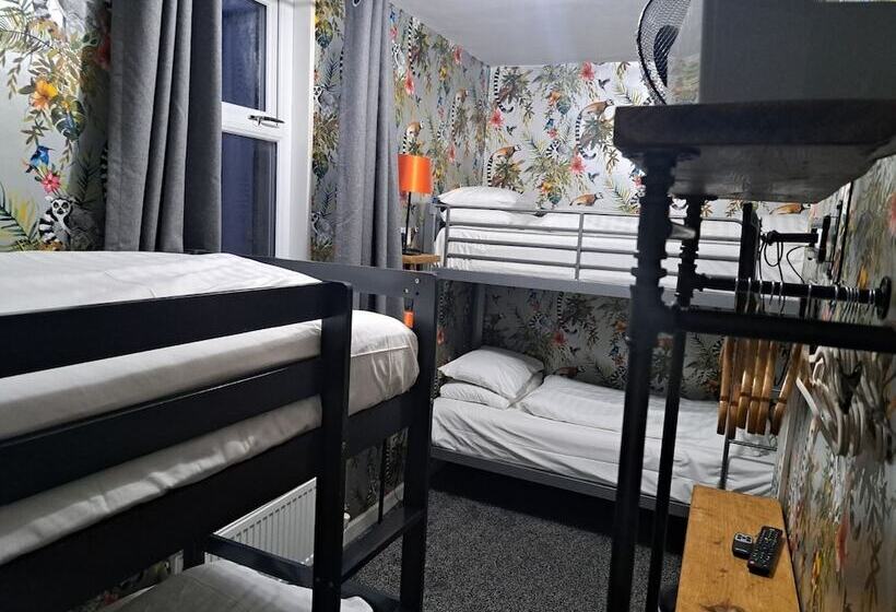 Fotos del hotel Vinnie S Family:  8