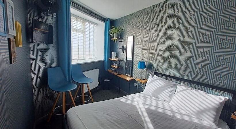 Fotos del hotel Vinnie S Family:  5