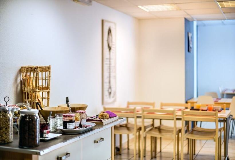 هتل Zenitude Hôtel Résidences La Versoix