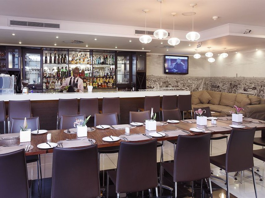 בית מלון כפרי The Capital 20 West