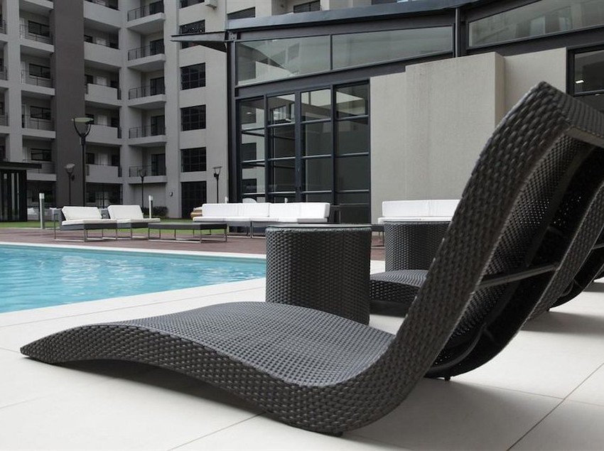 בית מלון כפרי The Capital 20 West