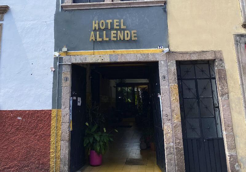 هاستل Allende Morelia