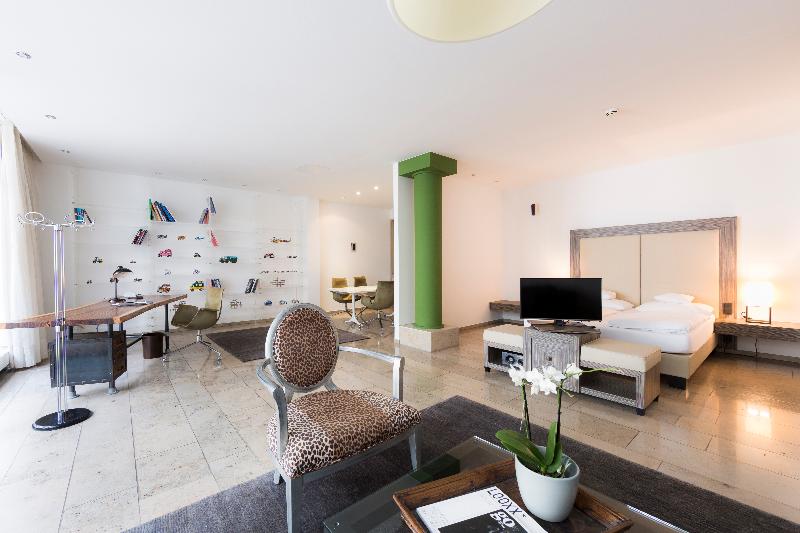 Fotos del hotel Burns Art & Culture Suitehotel:  2