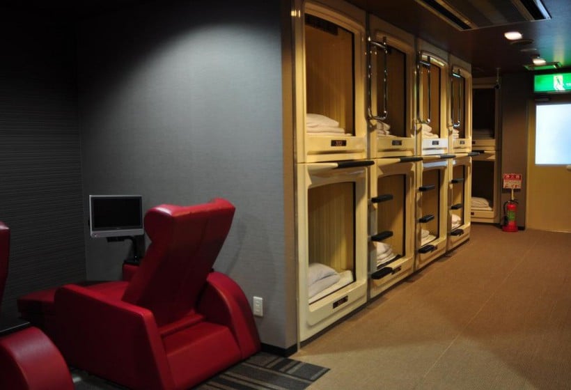 Capsule Hotel & Sauna Cosmo Plaza Akabane - Men Only