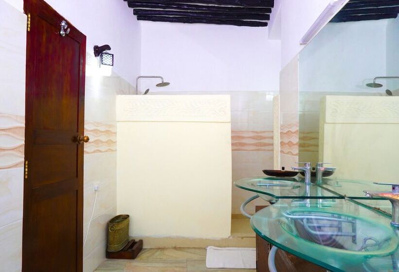 Al Johari Hotel & Spa