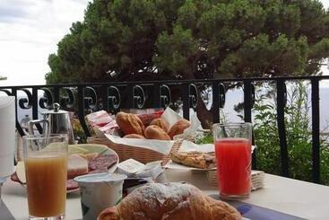 هتل Albergo Italia Beach