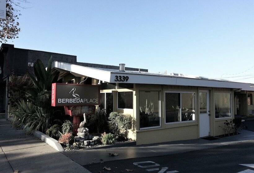 هتل Palo Alto Lodge