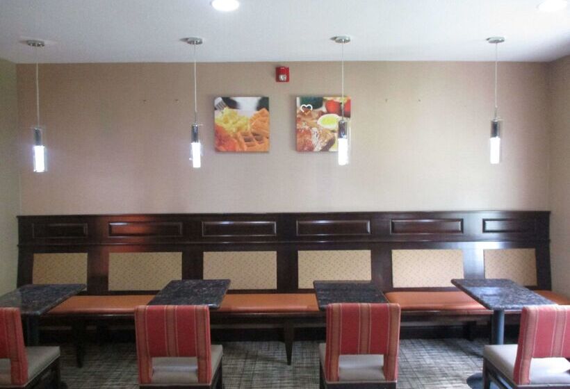 هتل Best Western Emporia Inn