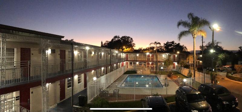 فندق Budget Inn St.petersburg