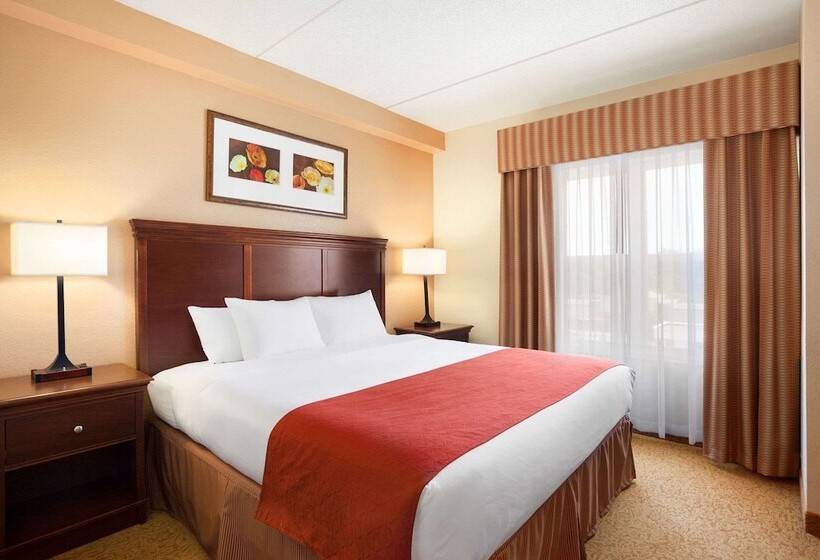 هتل Country Inn & Suites By Radisson, Lexington Park , Md