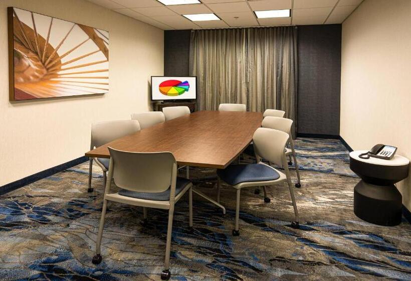 فندق Fairfield Inn & Suites Laredo