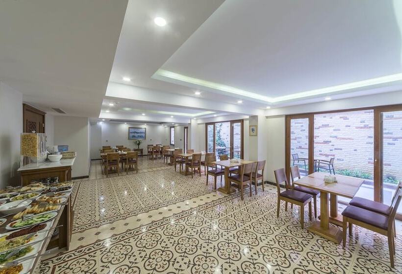 Fotos del hotel Lalinn:  36