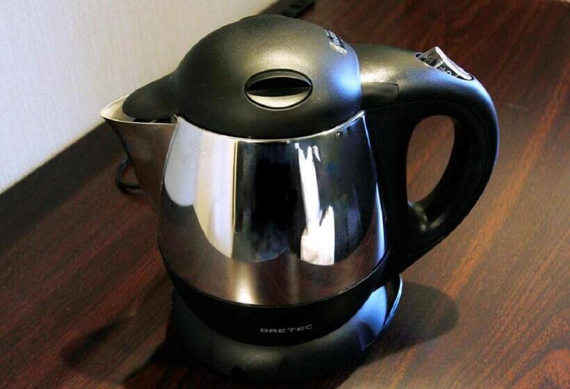 هتل Livemax Budget Higashi Ueno