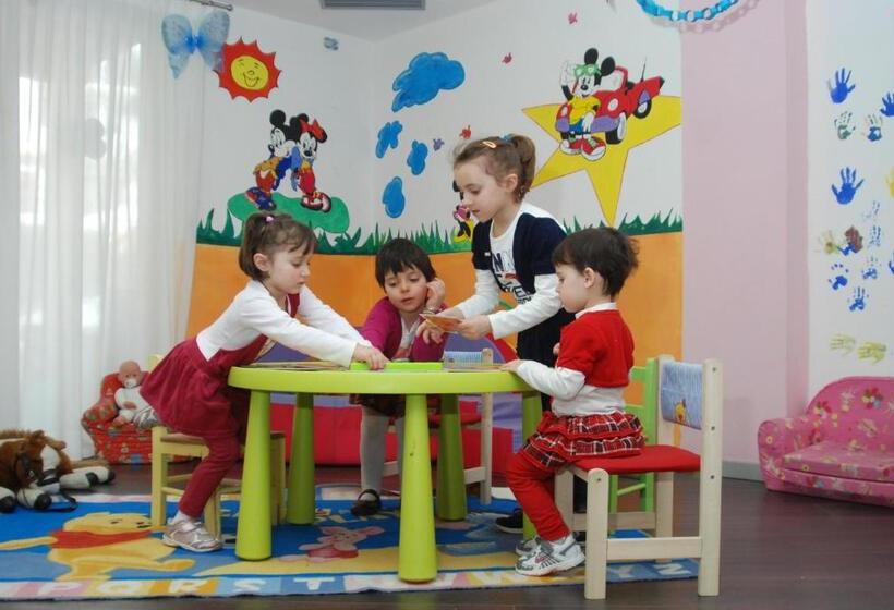 هتل Luna Bianca Folgaria
