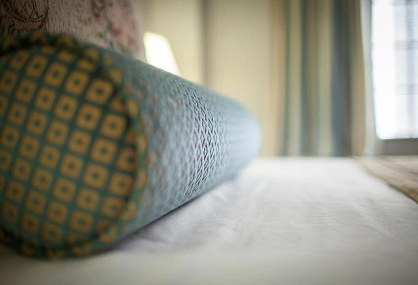 فندق Margarita European Inn, Ascend  Collection