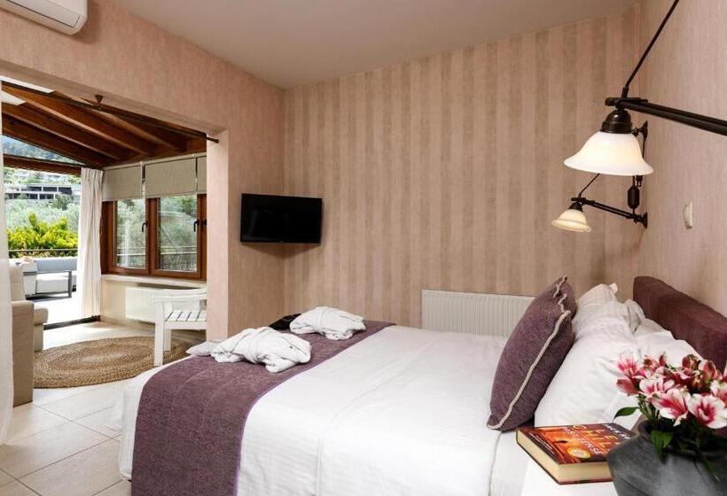 هتل Nikoleta Luxury Villa