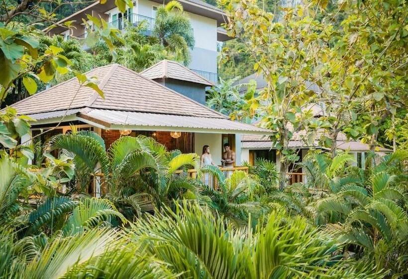 هتل Railay Phutawan Resort