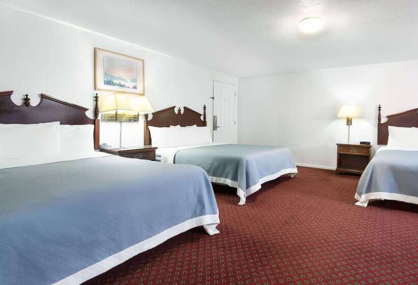 فندق Travelodge By Wyndham Las Vegas Nm