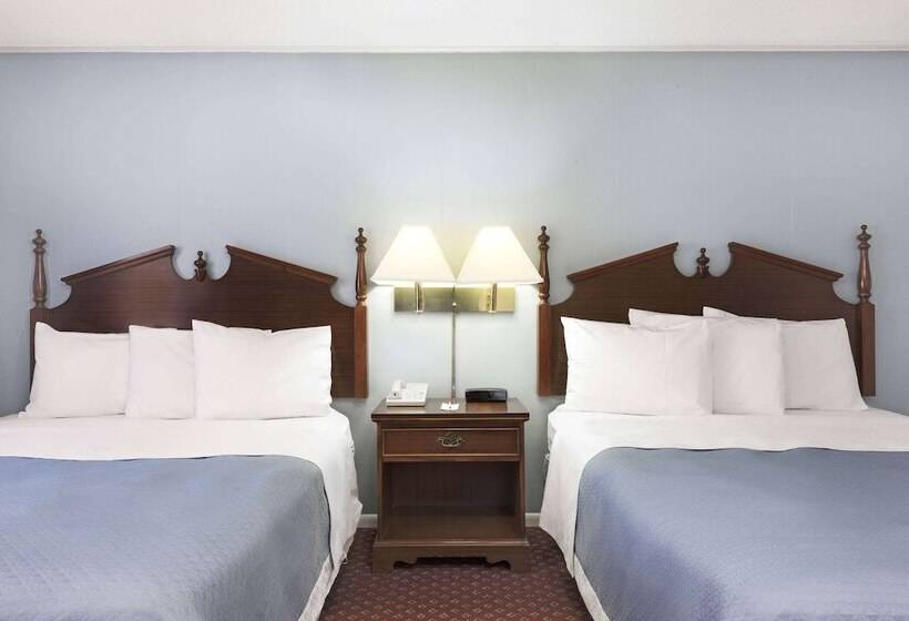 Fotos del hotel Travelodge By Wyndham Las Vegas Nm:  4