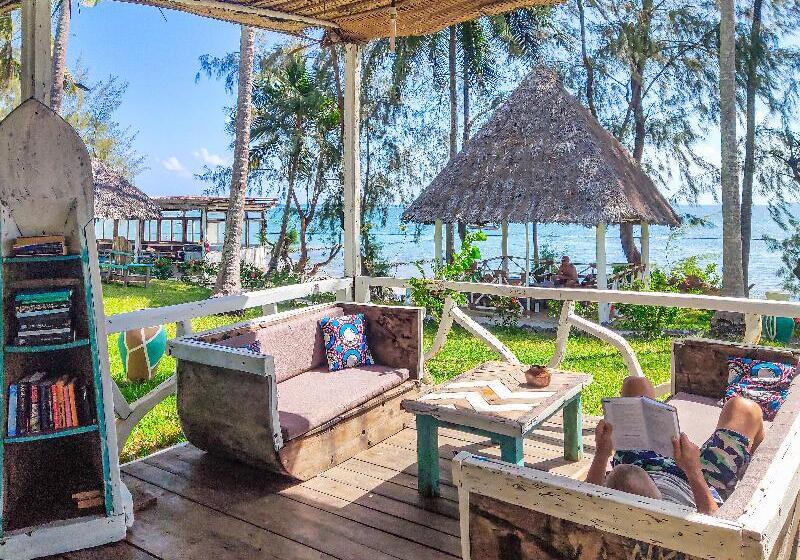 Paradise Beach Resort & Spa