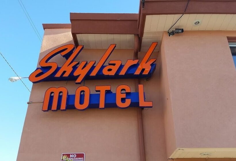 Skylark Motel