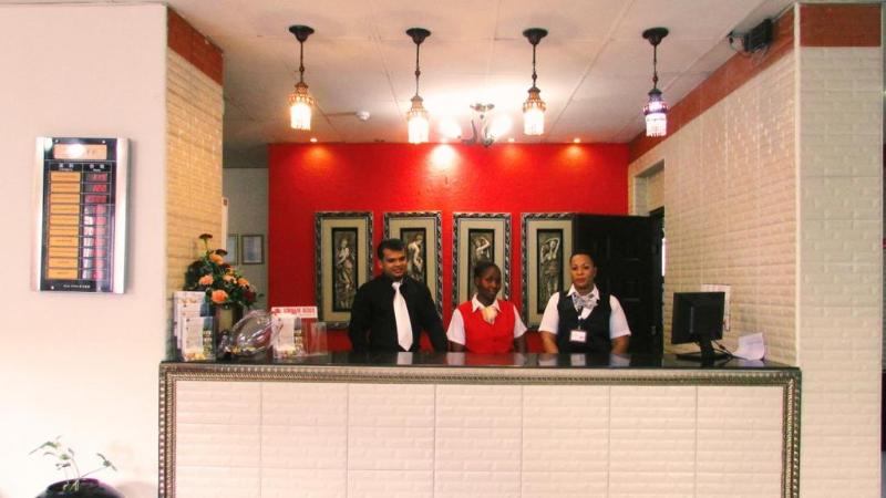 Urban Rose Hotel & Apartments