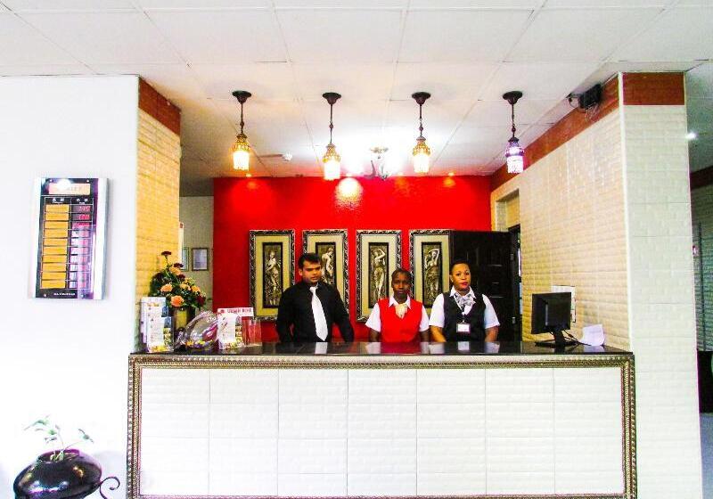 Urban Rose Hotel & Apartments