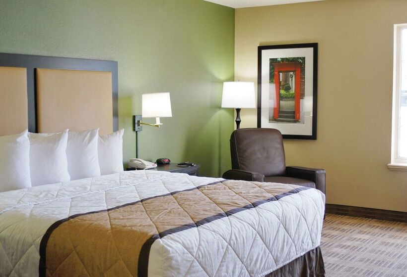 Extended Stay America Suites  Newark  Woodbridge