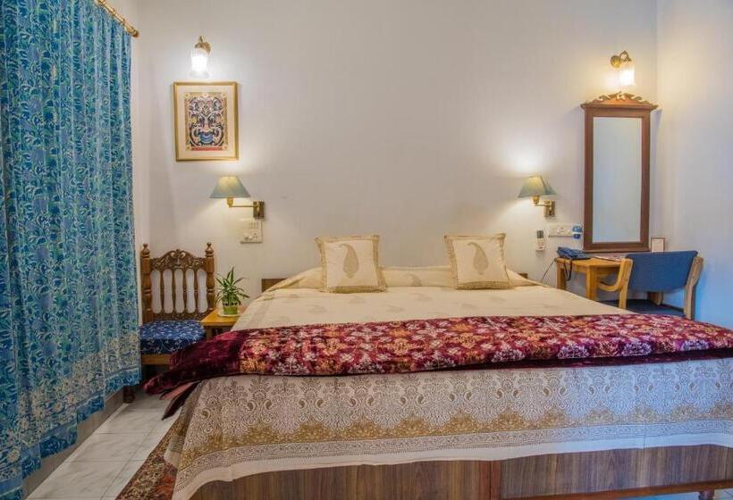 Fotos del hotel Arya Niwas:  18