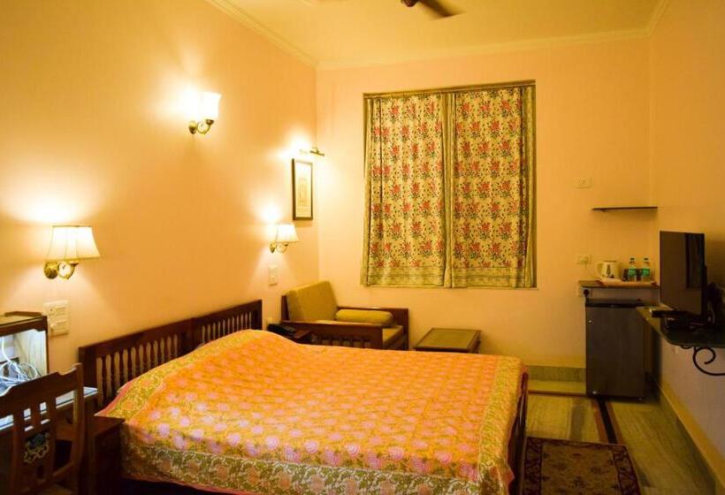 Fotos del hotel Arya Niwas:  4