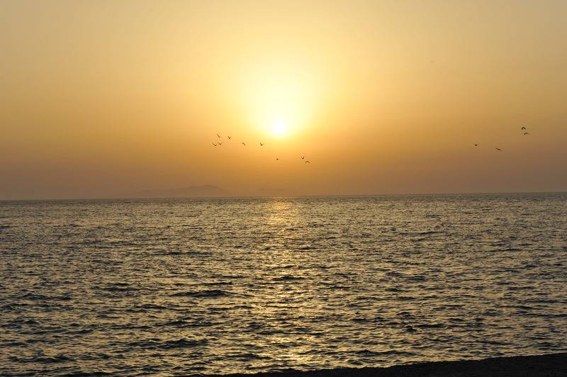 هتل Heleni Beach