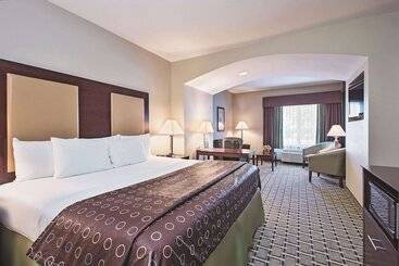 هتل La Quinta By Wyndham Lancaster