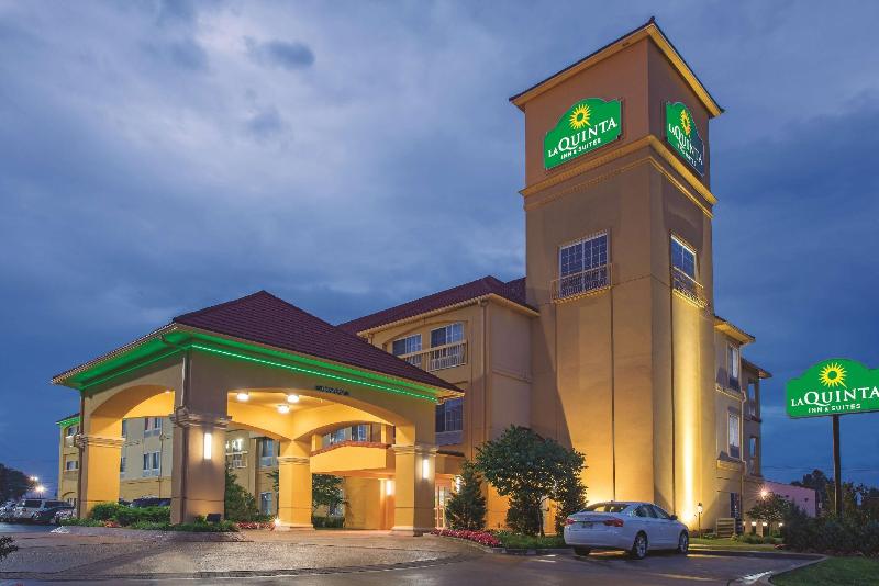 בית מלון כפרי La Quinta By Wyndham Tulsa Airport / Expo Square