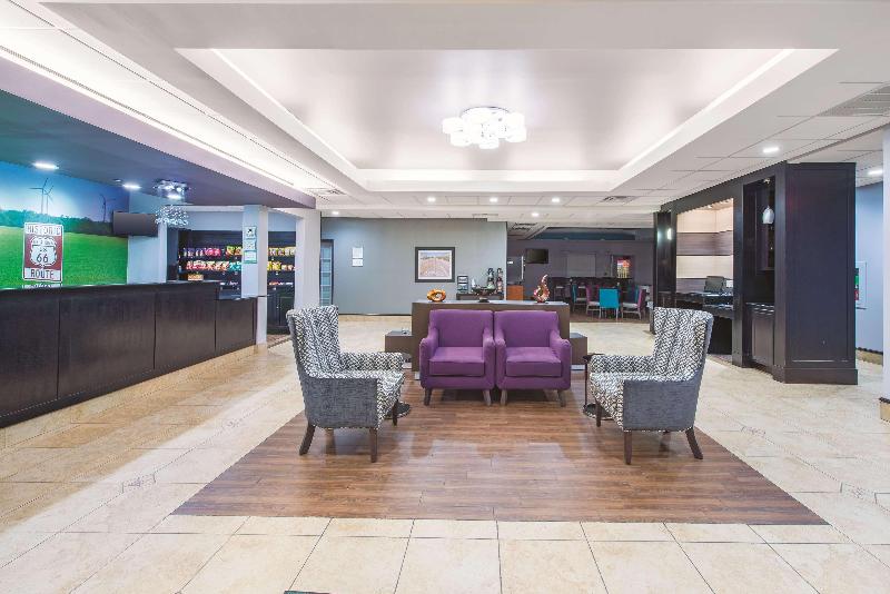 בית מלון כפרי La Quinta By Wyndham Tulsa Airport / Expo Square