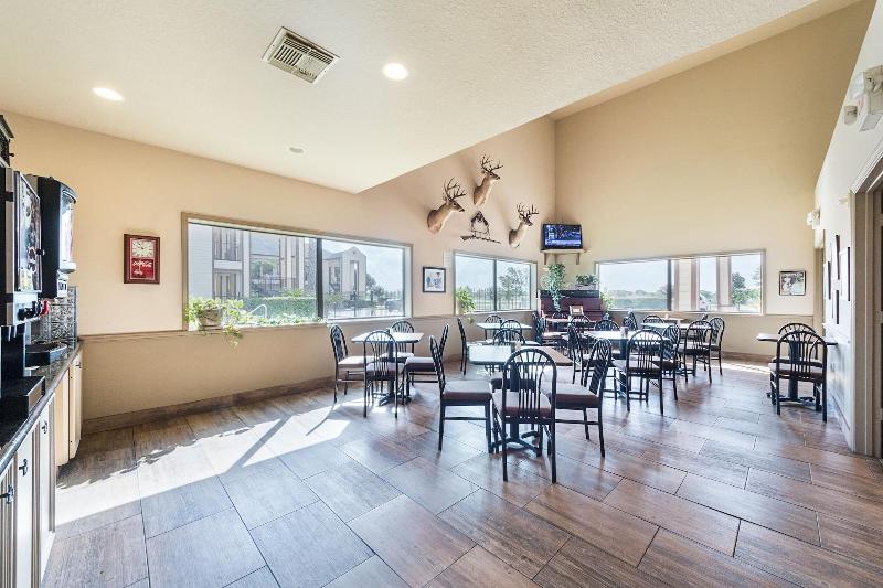 هتل Lone Star Inn And Suites Victoria