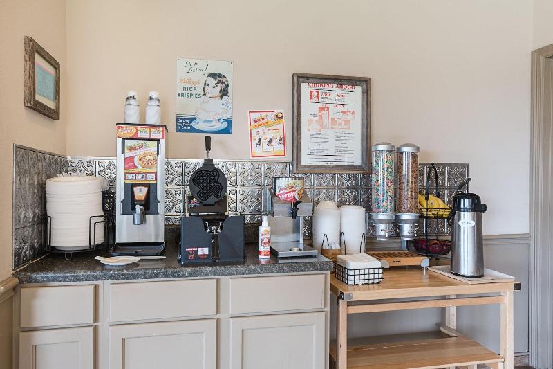 هتل Lone Star Inn And Suites Victoria