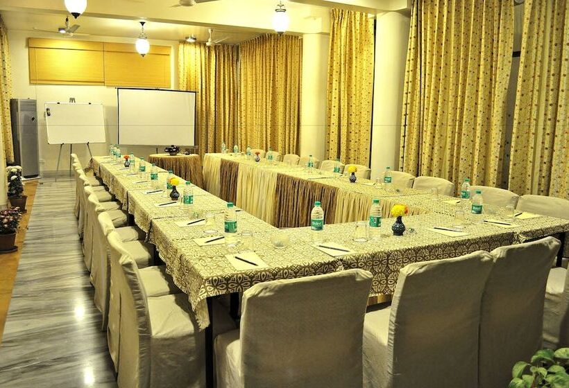 Fotos del hotel Om Niwas Suite:  9