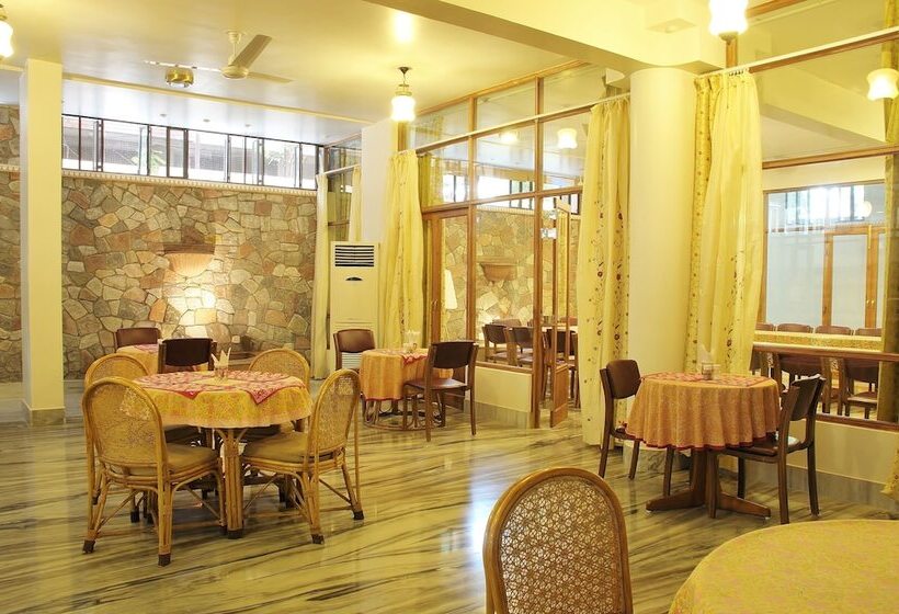 Fotos del hotel Om Niwas Suite:  15