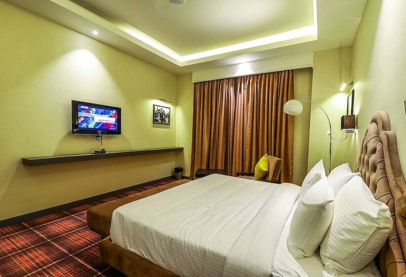 فندق Piccadily Raipur