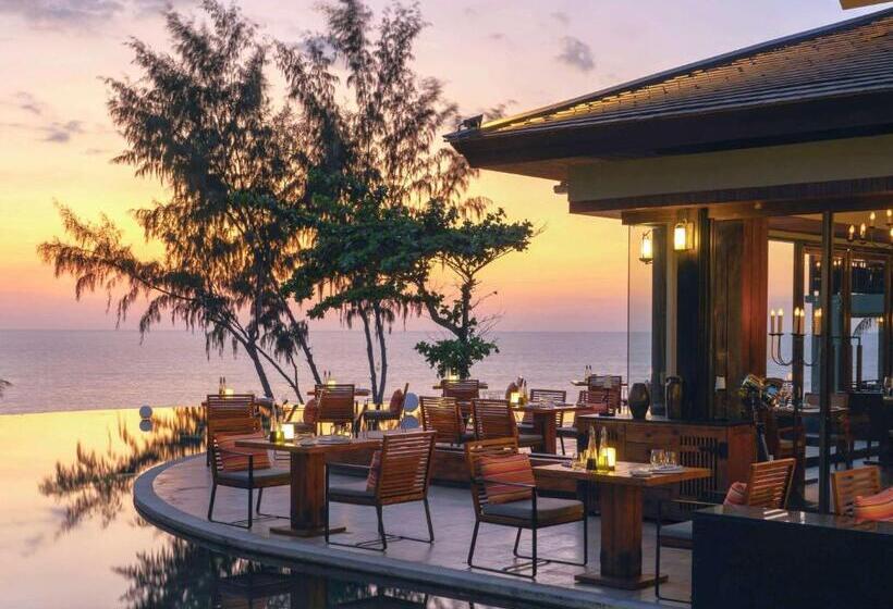 Отель Pullman Phuket Arcadia Naithon Beach