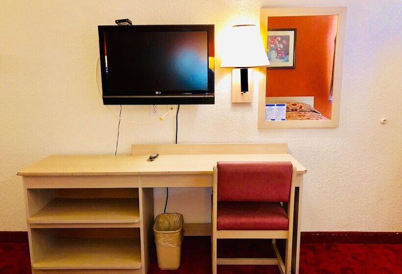 هتل Qc Stay Inn