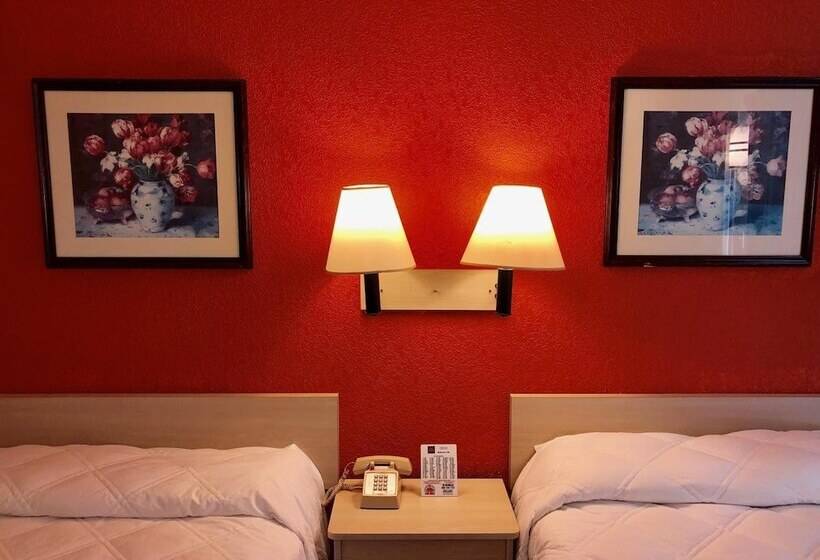 هتل Qc Stay Inn
