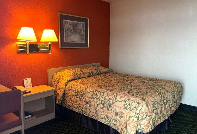 هتل Qc Stay Inn
