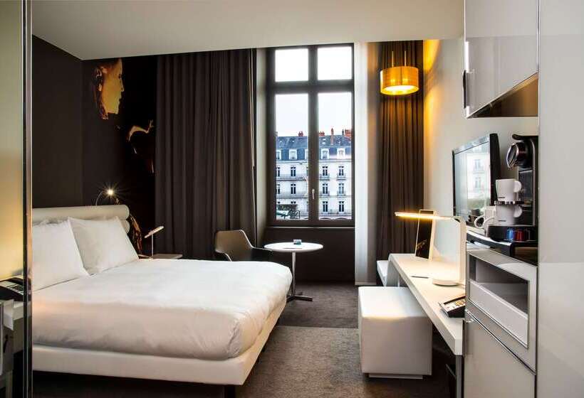 هتل Radisson Blu , Nantes