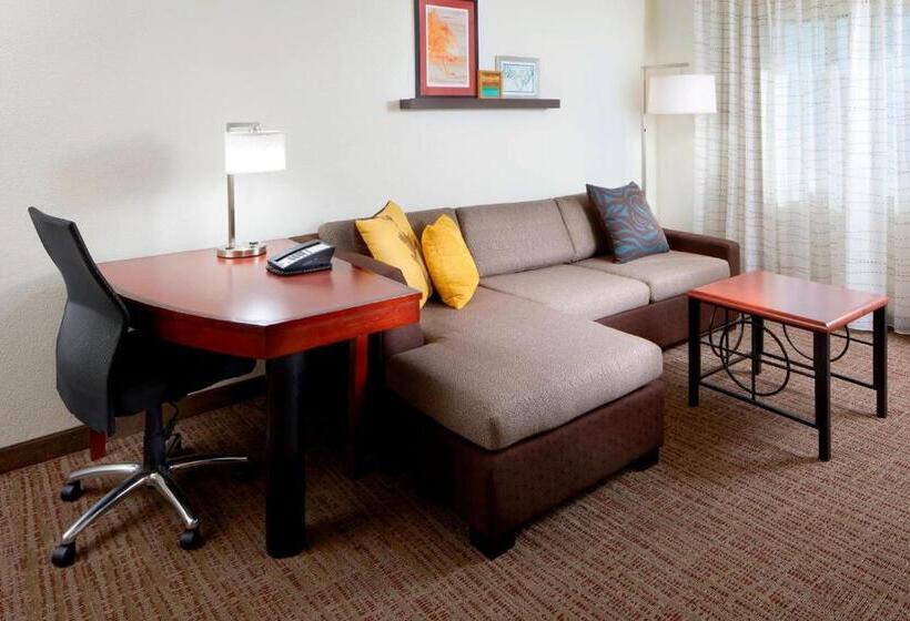 هتل Residence Inn By Marriott San Antonio Six Flags At The Rim
