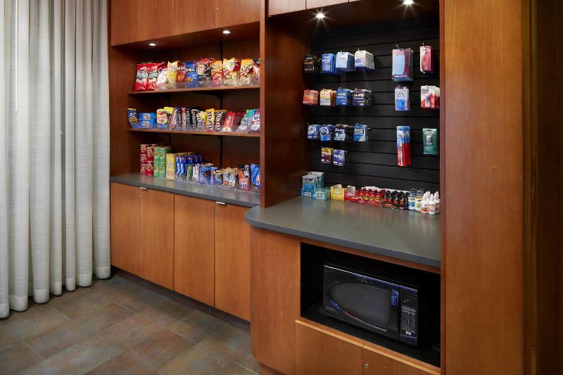 هتل Residence Inn By Marriott San Antonio Six Flags At The Rim