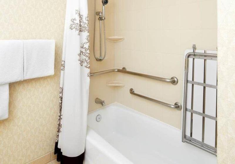 هتل Residence Inn By Marriott San Antonio Six Flags At The Rim