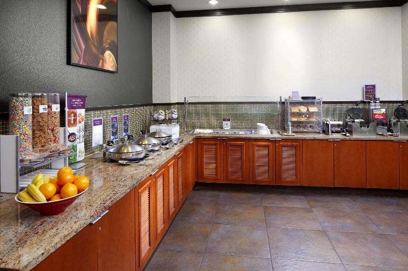 هتل Residence Inn By Marriott San Antonio Six Flags At The Rim